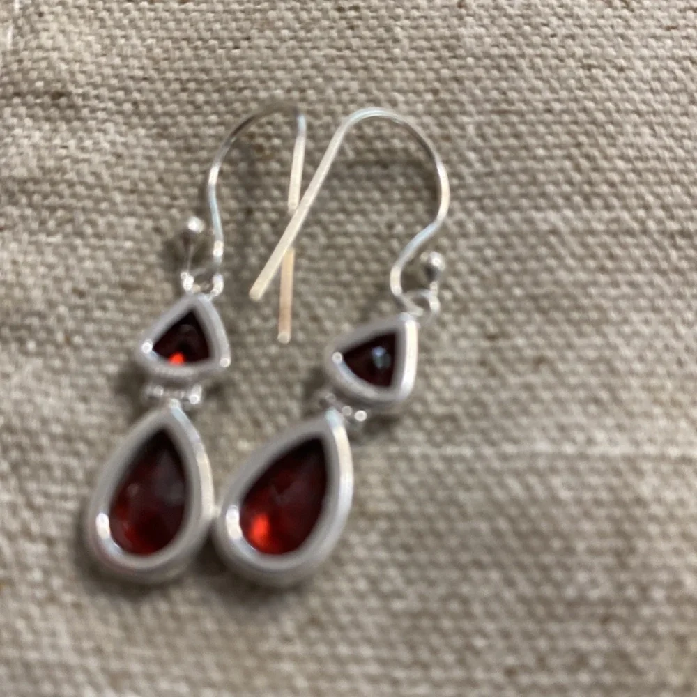 Garnet Sterling Silver Dangle Pierced Earrings - Picture 3 of 3